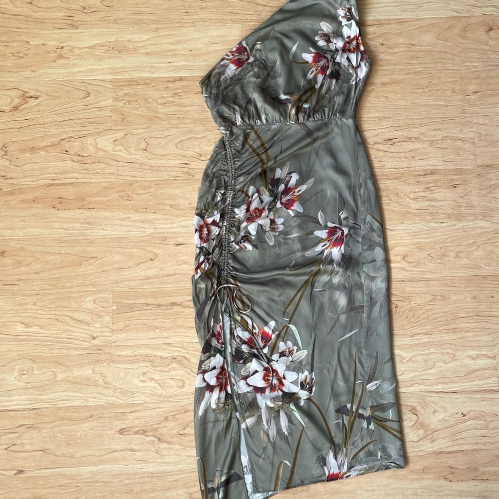 |AllSaints| Ira Dorada Silk Asymmetrical One Shoulder Midi Dress Size 6 - Picture 2 of 11